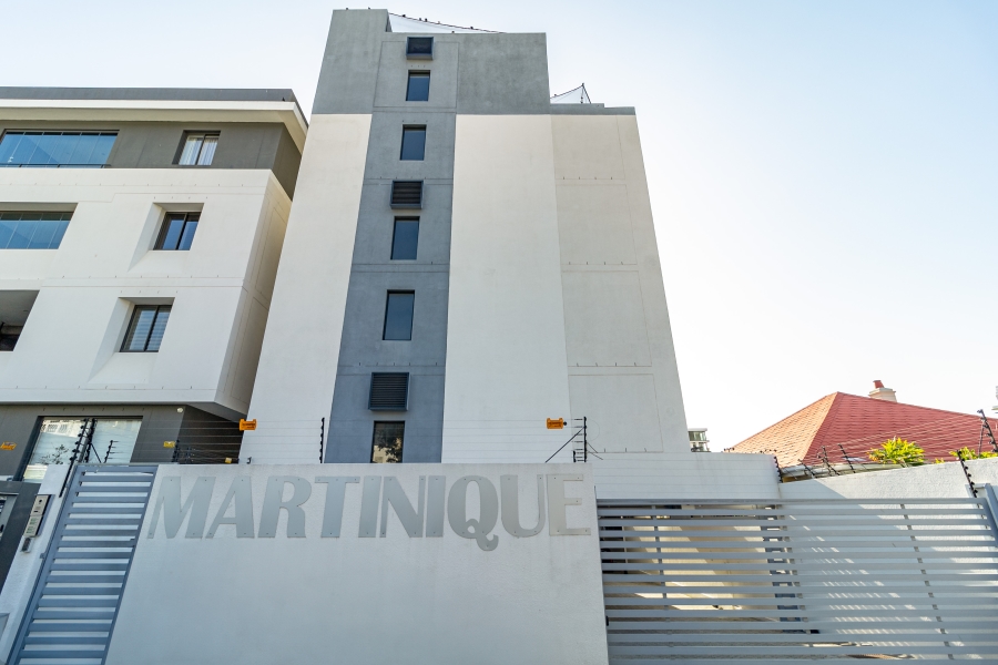 To Let 1 Bedroom Property for Rent in Sea Point Western Cape